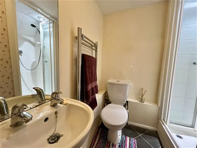 First floor shower room